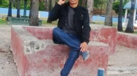 Fitalis Burhan Alumni Fakultas Hukum UNDANA 2006

Alumni PKPA UNDANA 2019, dan anggota PERADI Ruteng. (Foto: Dok Pribadi)