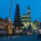 Malam Takbiran Idul Fitri 1447 Hijriah bertepatan dengan Hari Suci Nyepi Tahun Caka 1948, yang jatuh pada Kamis, 19 Maret 2026. [Ilustrasi AI]