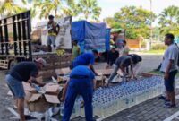 Sat Polairud Polres Manggarai Barat berhasil mengamankan 1.749 liter minyak tanah dan 3 unit truk pengangkut. (Foto: Humas Polres Mabar) 