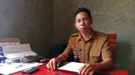 Kepala Desa Golo Tantong, Vinsensius Swedi. [Foto Rino/GBRNews.id]