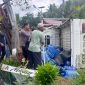 Kondisi mobil pikap bermuatan 51 galon kosong usai lakalantas di Jalan Trans Labuan Bajo–Flores, tepatnya di Dusun Merombok, RT 006/RW 003, Desa Golo Bilas, Kecamatan Komodo, Kabupaten Manggarai Barat, Nusa Tenggara Timur, Minggu (26/7/2026) sekitar pukul 15.30 Wita.  