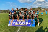 Skuad Uma Lantar FC pada Laga Pembukaan Open Turnamen PSSI Cup II Manggarai Barat, Sabtu (8/8/2026) sore. Foto Rino/GBRNews.id
