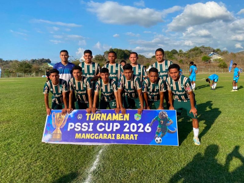 Skuad Uma Lantar FC pada Laga Pembukaan Open Turnamen PSSI Cup II Manggarai Barat, Sabtu (8/8/2026) sore. Foto Rino/GBRNews.id