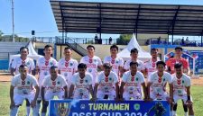 Skuad Monster Mbeliling pada laga perdana Grup B Open Turnamen PSSI Cup II Manggarai Barat, Minggu (9/8/2026) sore. Foto Rino/GBRNews.id