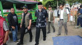 Gubernur Sumatera Barat Mahyeldi Ansharullah saat mengunjungi Pos Kabupaten Manggarai.