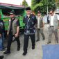 Gubernur Sumatera Barat Mahyeldi Ansharullah saat mengunjungi Pos Kabupaten Manggarai.