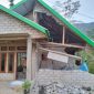 Kondisi rumah warga di Desa Bangka Lewat, Kecamatan Kuwus, Kabupaten Manggarai Barat, yang mengalami rusak berat hingga roboh akibat gempa bumi.