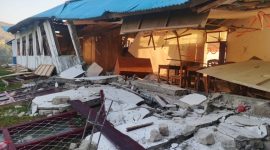 Kondisi salah satu sekolah menengah atas yang rubuh akibat gempa Flores. Foto: Adi Ngongo/Kacabdin Dinas PK Wilayah Manggarai Raya