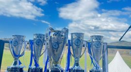 Trofi kejuaraan PSSI Cup II Manggarai Barat 2026. Foto Rino/GBRNews.id