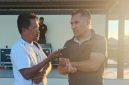 Coach Kletus Gabhe saat menyaksikan langsung Open Turnamen PSSI Cup II Manggarai Barat 2026 di Stadion Komodo, Labuan Bajo, Senin (10/8) sore. Foto Rino/GBRNews.id