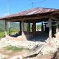Kondisi rumah milik Oma Ija di Kampung Rewas, Desa Lumut, Kecamatan Ndoso, Kab. Manggarai Barat. Foto: FB Imelda Ilyanti. 
