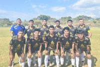 Skuad Black Crown FC dalam laga babak 16 besar Open Turnamen PSSI Cup II Manggarai Barat 2026 di Stadion Komodo, Labuan Bajo, Selasa (1/9/2026) sore. Foto: Rino/GBRNews.id