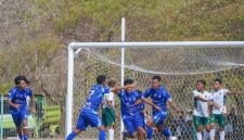 Laga semifinal Open Turnamen PSSI Cup II Manggarai Barat 2026 antara Vamos Bajo FC kontra Terang FC berlangsung panas dan penuh drama di Stadion Komodo, Labuan Bajo, Senin (7/9/2026).