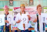 Calon Nomor Urut 1 Marsel Tanus (kanan),
Calon Nomor Urut 2 Muhammad Ramlan (tengah), dan Calon Nomor Urut 3 Hyronimus Rohindar Katu (kiri).
