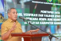 Bupati Manggarai Barat, Edistasius Endi menyatakan 6.657 rumah warga di Manggarai Barat yang memenuhi klasifikasi mengalami kerusakan akibat gempa M7,7.(Dok. Prokopm Mabar) 
